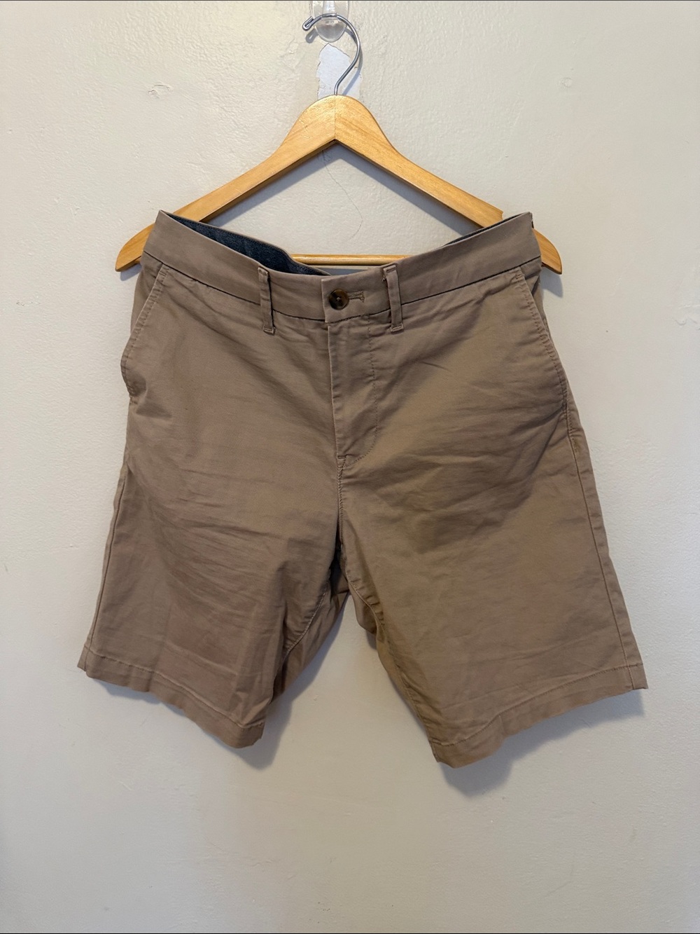 Express Men's Taupe Flat-Front Shorts